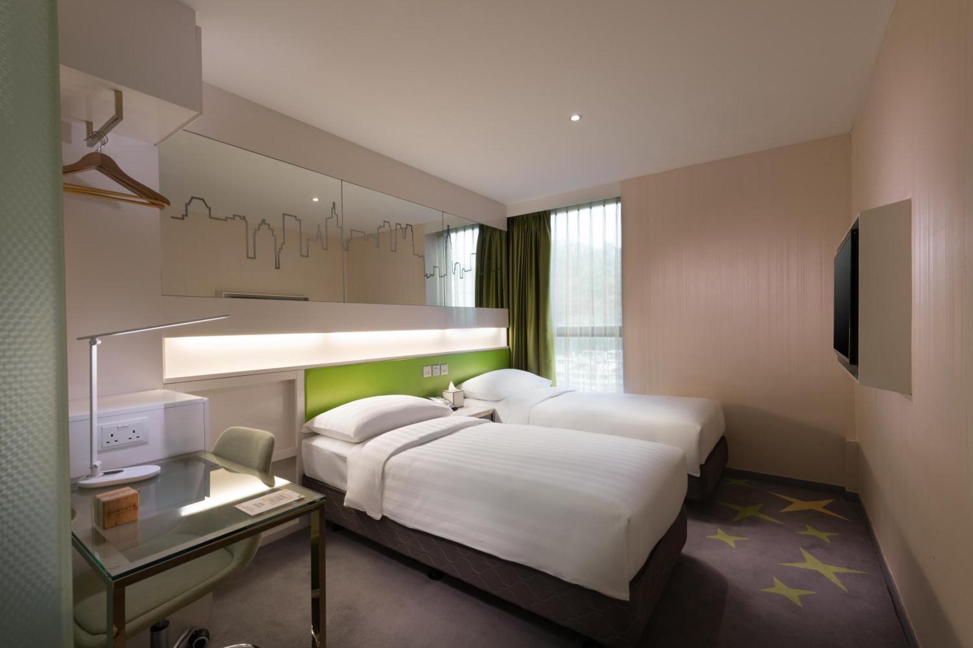 Dorsett Tsuen Wan, Hong Kong Hotel Екстериор снимка