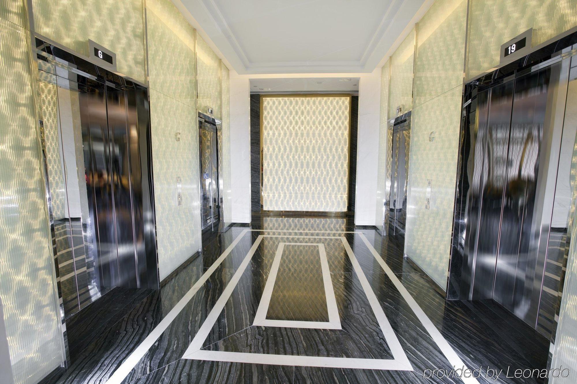 Dorsett Tsuen Wan, Hong Kong Hotel Екстериор снимка