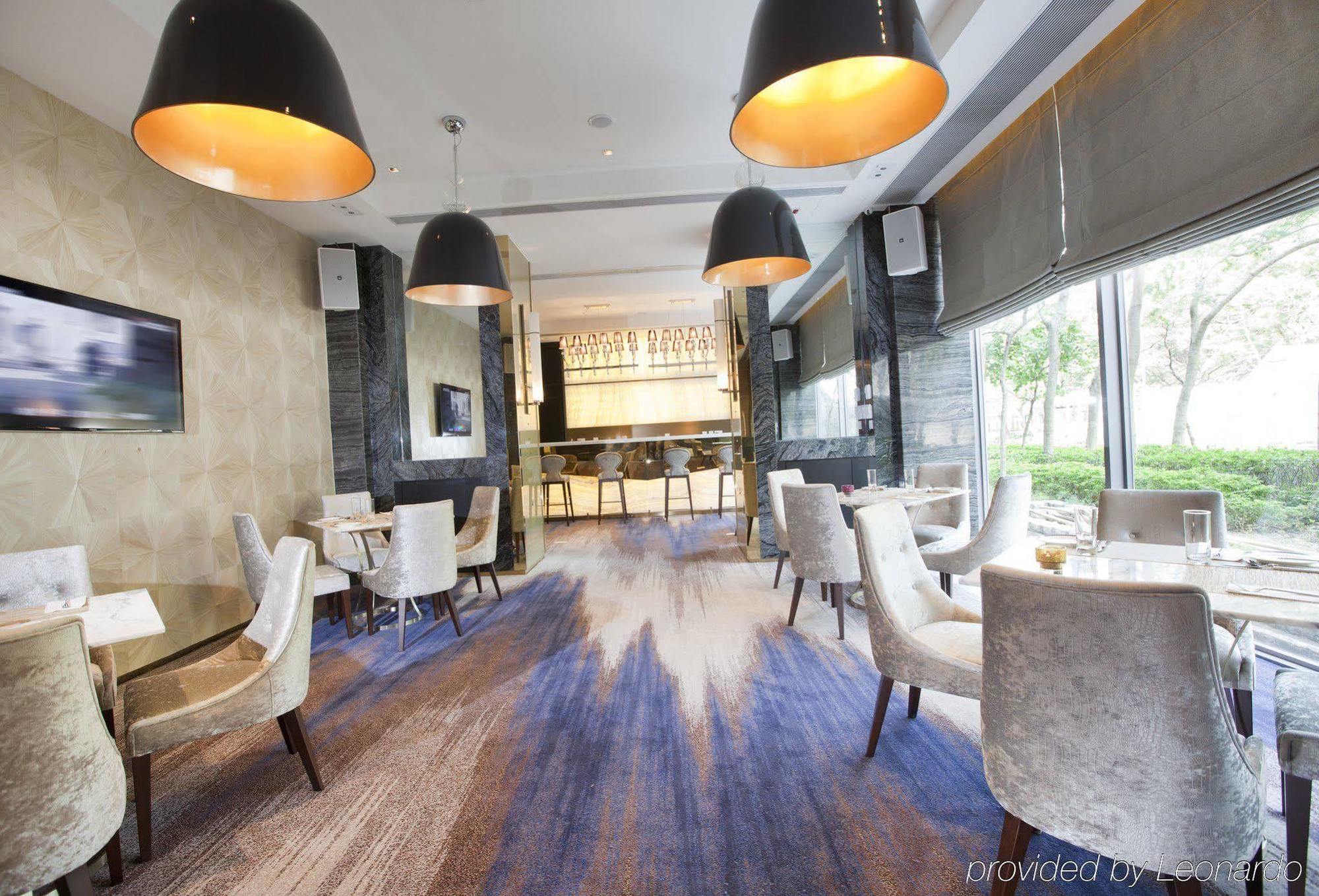 Dorsett Tsuen Wan, Hong Kong Hotel Екстериор снимка